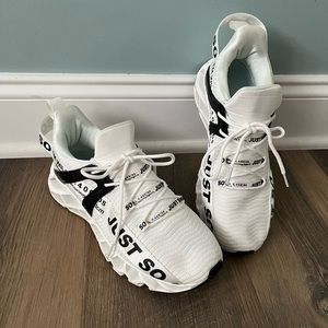 Just SO SO ladies athletic shoes Size 9